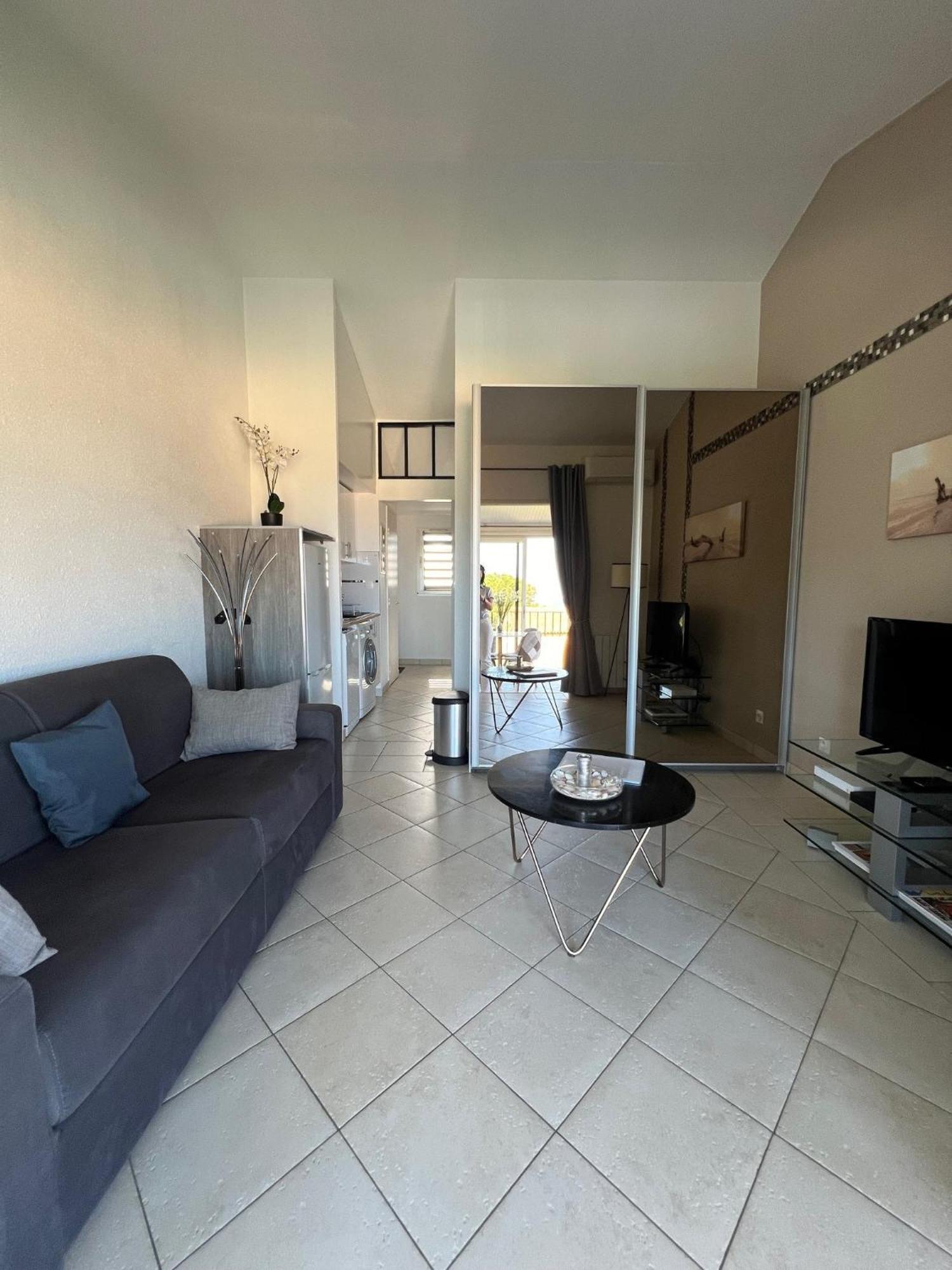 Appartement Vue Mer Golfe De Saint-Tropez Коголен Екстер'єр фото